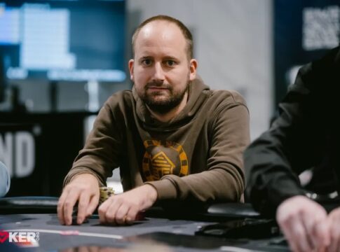 Koen Roos knackt FlagHunter-Rekord mit 50 Ländern