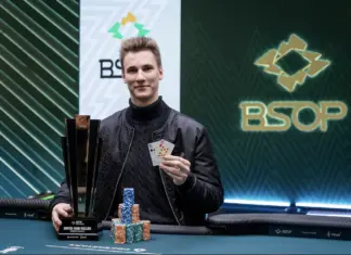 Zizka nach seinem Sieg bei der BSOP.