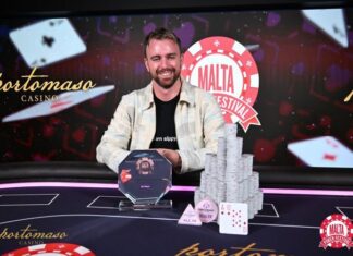 Ruijs nach seinem Sieg beim Malta Poker Festival.