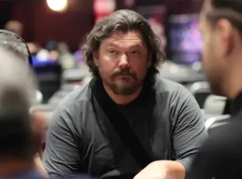 Jewgeni Sirotenko am Pokertisch.