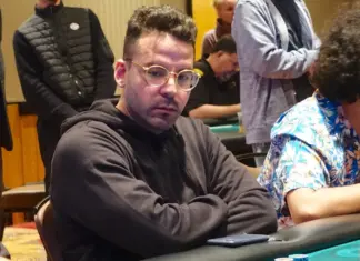 Gal Yifrach am Pokertisch.