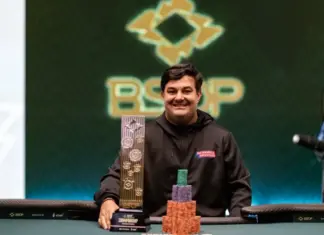 Fillipi nach seinem Sieg bei der BSOP.