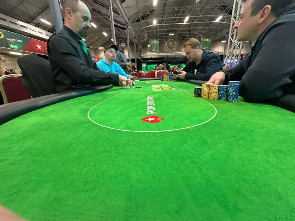 OFC Face-Off z Fabianem Bartuschkiem