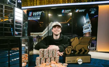 Nick Seward podczas wygranej WPT