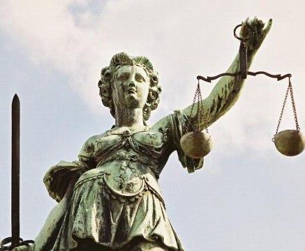 Deutsche Rechtsprechung: Die unklare Linie der Gerichtsbarkeit – Gibt es Richterliche Willkür?