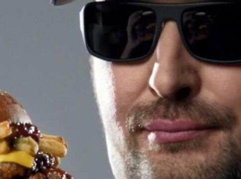 Phil Hellmuth hat Hunger – Werbespot für Fastfoodkette Carl’s Jr.