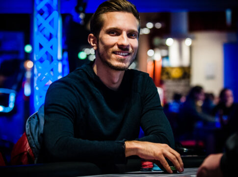 Mysteriös – Julian Thomas bekommt nach Bust Out Geld zurück!