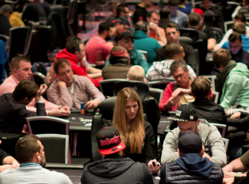 Yves Michel Seghers führt beim King’s Poker Belgique Masters Main Event
