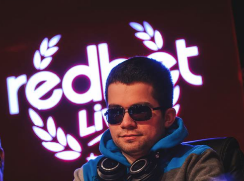 16 Finalisten kämpfen beim Redbet Live Finale um €191.930