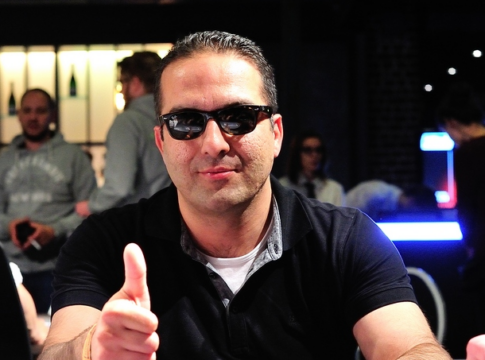 Imad Fakhro führt an Tag 1b beim Eureka Hamburg Main Event