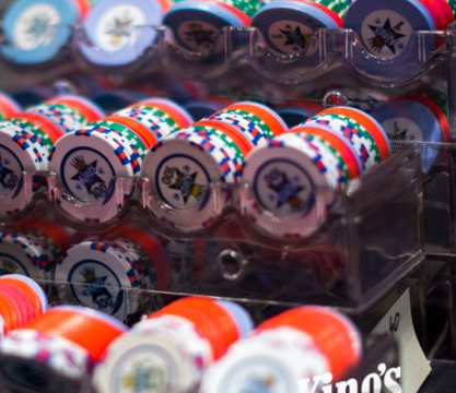 King’s Casino – Jan Langthaler führt beim Just Poker Main Event Finale