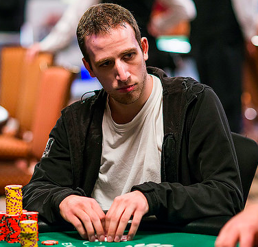 Benny Glaser gewinnt das $1.5k 2-7 Limit Triple Draw Bracelet