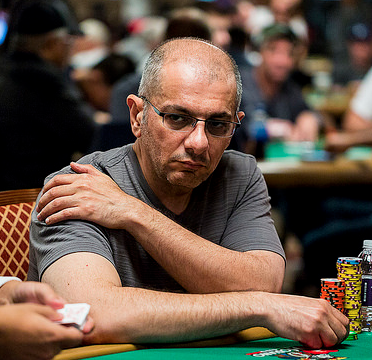 WSOP Main Event Tag 1b – Nitsche, Neumann und Danzer mit Top-Position, Knossalla leider Busto