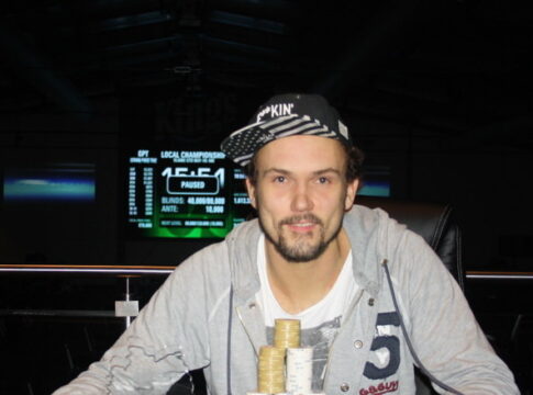„Schnappi“ schnappt sich den Sieg bei „King’s Hold’em Championship“ am Freitag für €2.215!!!