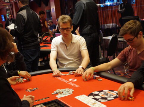WSOPE Berlin – Mustapha Kanit führt im €25,600 High Roller vor Christoph Vogelsang