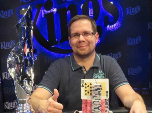 Sebastian Neubecker gewinnt bei seinen ersten Besuch im King’s gleich den „Italian Poker“ Main-Event für €14.500!