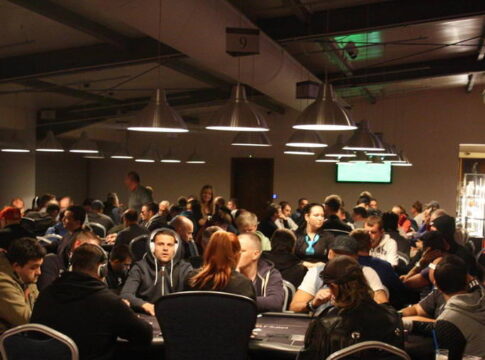 Der Chiplead von Tag 1a des „Italian Poker“ Main-Event im King’s geht an Domenico Gal!