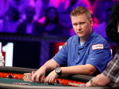 Triton Montenegro – Ben Lamb führt beim Pot-Limit Omaha