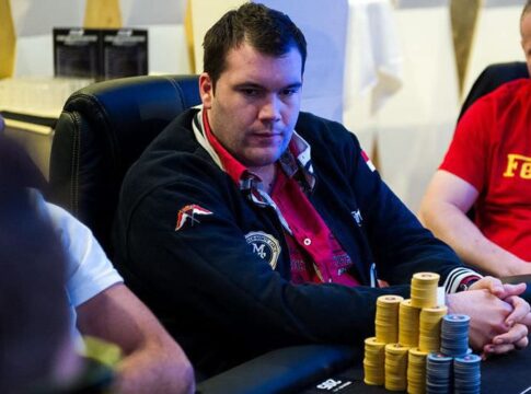 WSOP 2021 Tag 34 – Oliver Bösch geht als Big Stack in Tag 2 beim 5k Mixed Event #64!