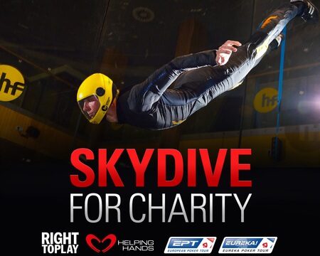 Skydiving für den guten Zweck während der EPT in Prag