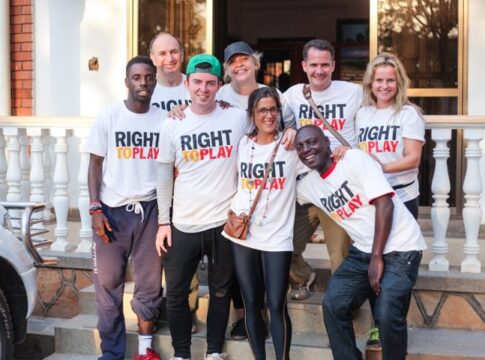 PokerStars und Full Tilt verlängern ihr Helping Hands Programm mit der Hilfsorganisation „Right to Play“