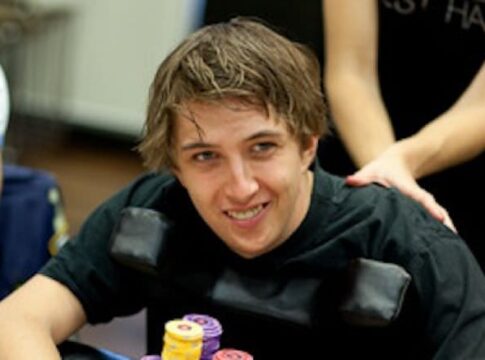 Ronny Kaiser gewinnt ein WSOPC Side Event auf GGPoker!