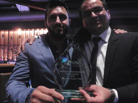 Walid Abdi Ali heißt der Sieger der Monster Poker Tour in Schenefeld