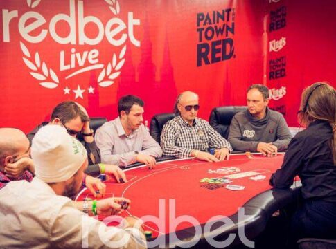 Griechische Doppelführung im RedBet Finale – Livestream aus dem King’s Prag ab 15:30 Uhr!