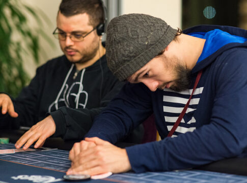 EPT Super High Roller – Schemion, Kurganov und Mühlöcker nach Tag 1 unter den Top 5