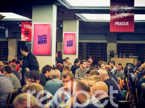 Starker Auftakt beim RedBet Live Main Event im King’s Prag! – Donnerstag Main-Event Tag 2 und 6-max Action!