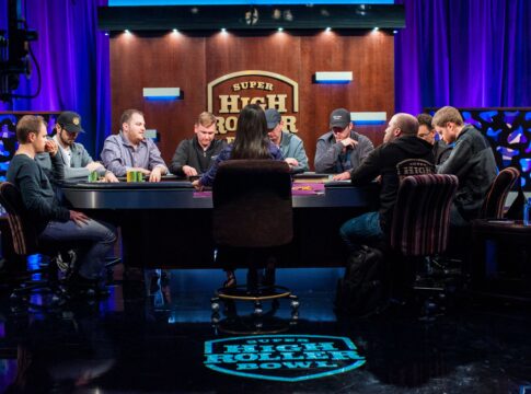 Neue Ausschnitte vom Super High Roller Cash Game