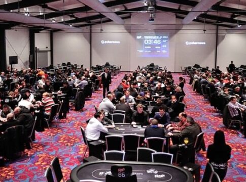 Udo Heinz Knuth siegt nach Deal im Heads-Up beim ersten CPT Side Event