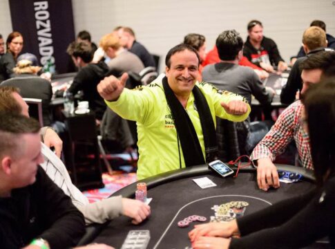 King’s Casino – „chiKKita banAAna“ führt nach Tag 1b beim Monsterstack Madness Main Event
