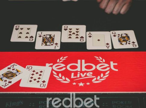 Maximale Poker Action am Sonntag im King’s! – redbet Live Main-, High Roller- und Turbo Deepstack!