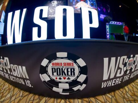 Ab ca. Mitternacht gibt es den Livestream vom Final Table des WSOP $2,5k THNL Event #43 mit Ismael Bojang!