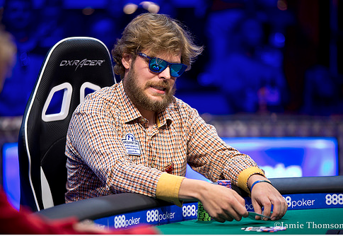 Ben Keeline holt sich die $1.000.000 Siegprämie im WSOP Event „The Colossus“