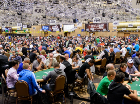 Gut Chancen auf ein Bracelet für Koray Aldemir beim WSOP $1.000 No Limit Event