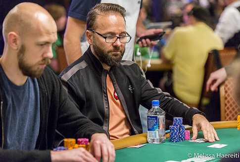 Max Kruse im WSOP $1.500 Razz Finale mit Daniel Negreanu und Shaun Deeb