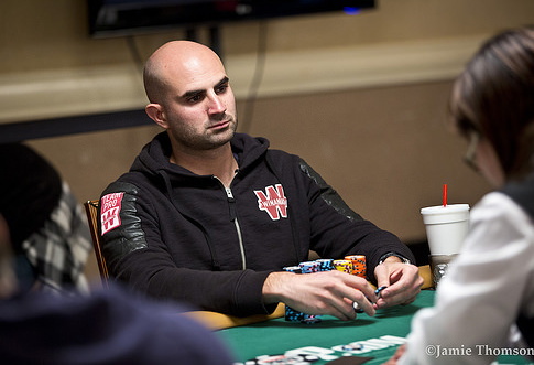 WSOP Event #35 – Ex-November Niner Sylvain Loosli führt im $5k 6-Max NLH, Koren und Bojang mischen vorne mit!