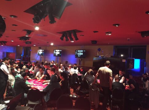 Spielbank Berlin – Über 500 Entries beim Triple A Main Event nach Tag 1b