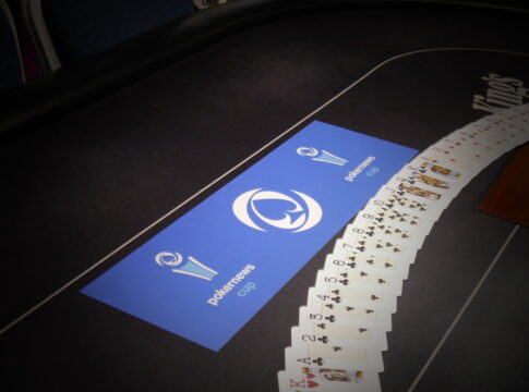 Donnerstag startet der PokerNews Cup Main Event im King’s mit €200.000 GTD für nur €250 Buy-In!