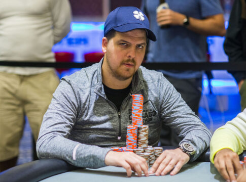 SHRPO Main Event – Noah Schwartz führt das Feld an