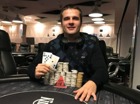 Karol Radomski siegt beim King´s Big Stack Turbo am Dienstag