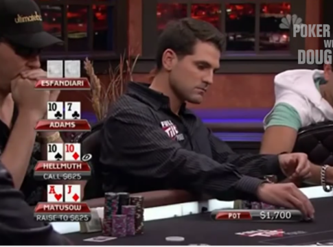 Brandon Adams´ Move mit T7 suited bringt Phil Hellmuth zum Kochen