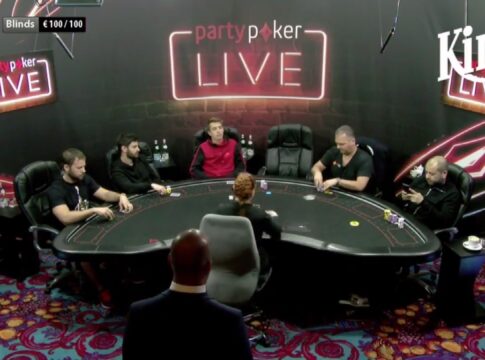 Replay der CashKings mit €100/€100 Pot-Limit Omaha