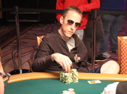 WSOP # 56 – Norberto Korn führt im Finale des 5k THNL – Pascal Hartmann bester Deutscher!