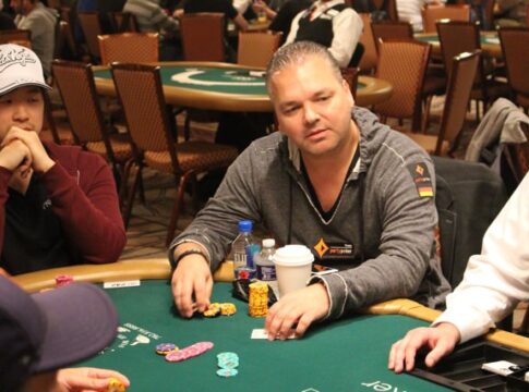 WSOP Event #32 – Richard Behling ist der letzte deutsche Senior, 101 Spieler in Tag 3