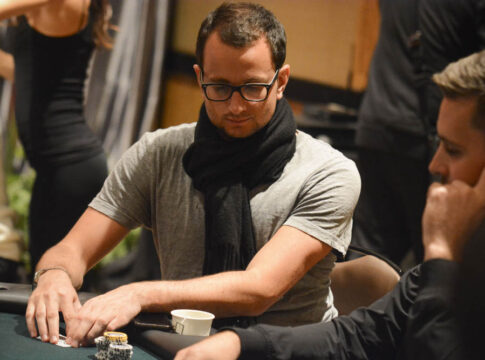 SHRPO $25k High Roller – Kempe und Rettenmaier im Geld, Adams führt am Final Table