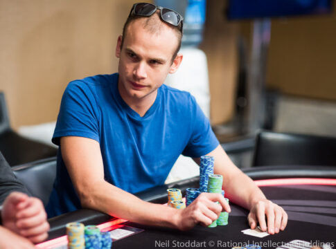 PSC Barcelona Main Event – Richardson bestimmt das Geschehen, 5 DACH-Spieler unter den letzten 70
