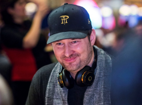 Doug Polk Poker – Phil Hellmuth ärgert sich über einen üblen River